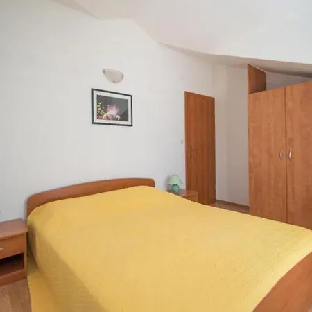 Batinic - Two Bedroom With Terrace And Sea View St Apartment
