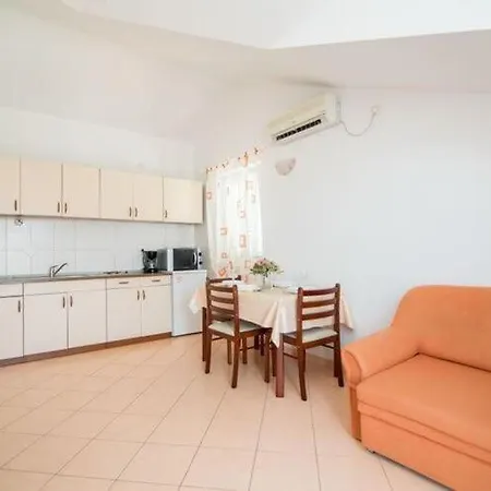 Batinic - Two Bedroom With Terrace And Sea View St * Supetar
